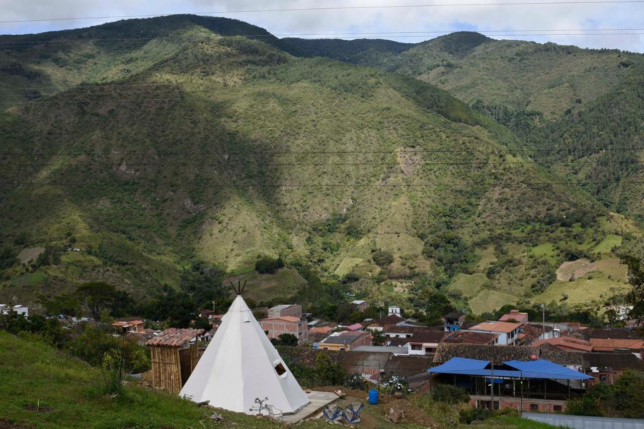 Hostal Las Valkirias Matanza エクステリア 写真
