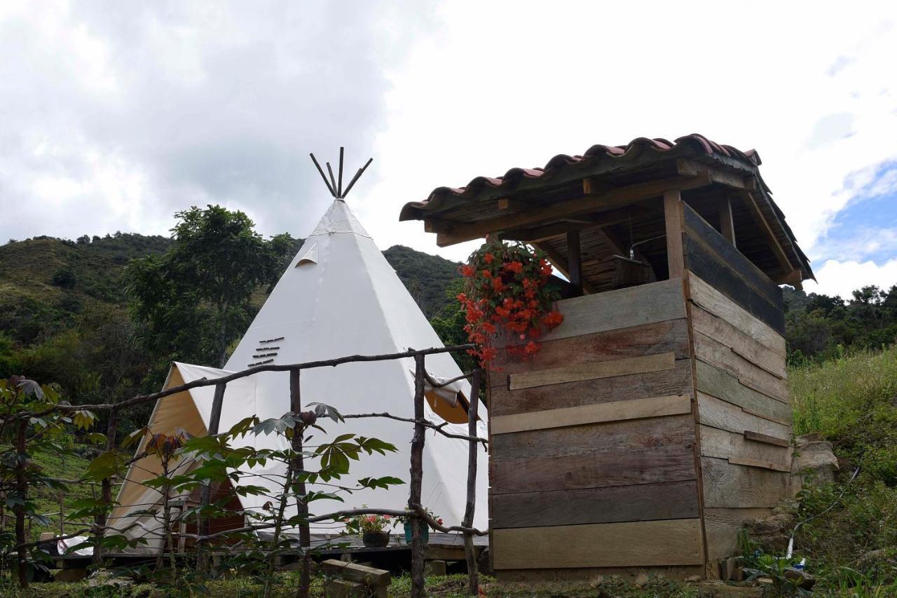Hostal Las Valkirias Matanza エクステリア 写真