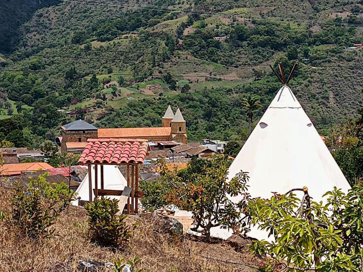 Hostal Las Valkirias Matanza エクステリア 写真